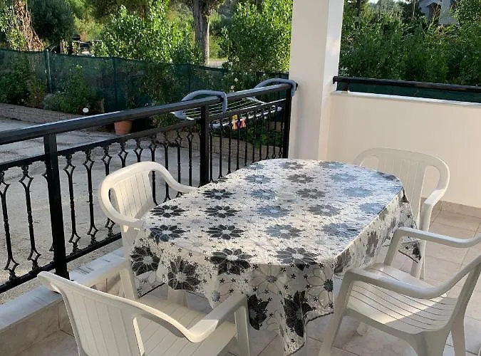 מלון דירות Stella's House פרדיסוס