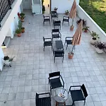 Ξενοδοχείο με διαμερίσματα Stella's House 3*