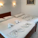 Ξενοδοχείο με διαμερίσματα Stella's House