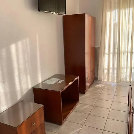 Aparthotel Stella's House 4*
