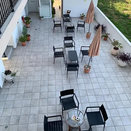 Aparthotel Stella's House 4*
