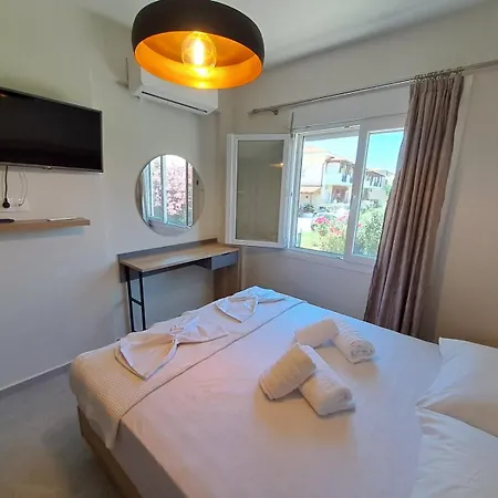 Stella's House 4* Paradisos